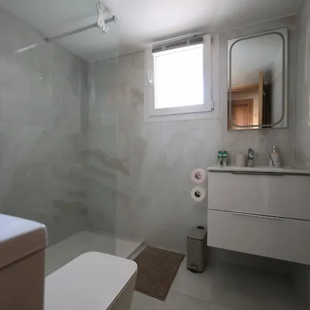 Telmar Modern Retreat